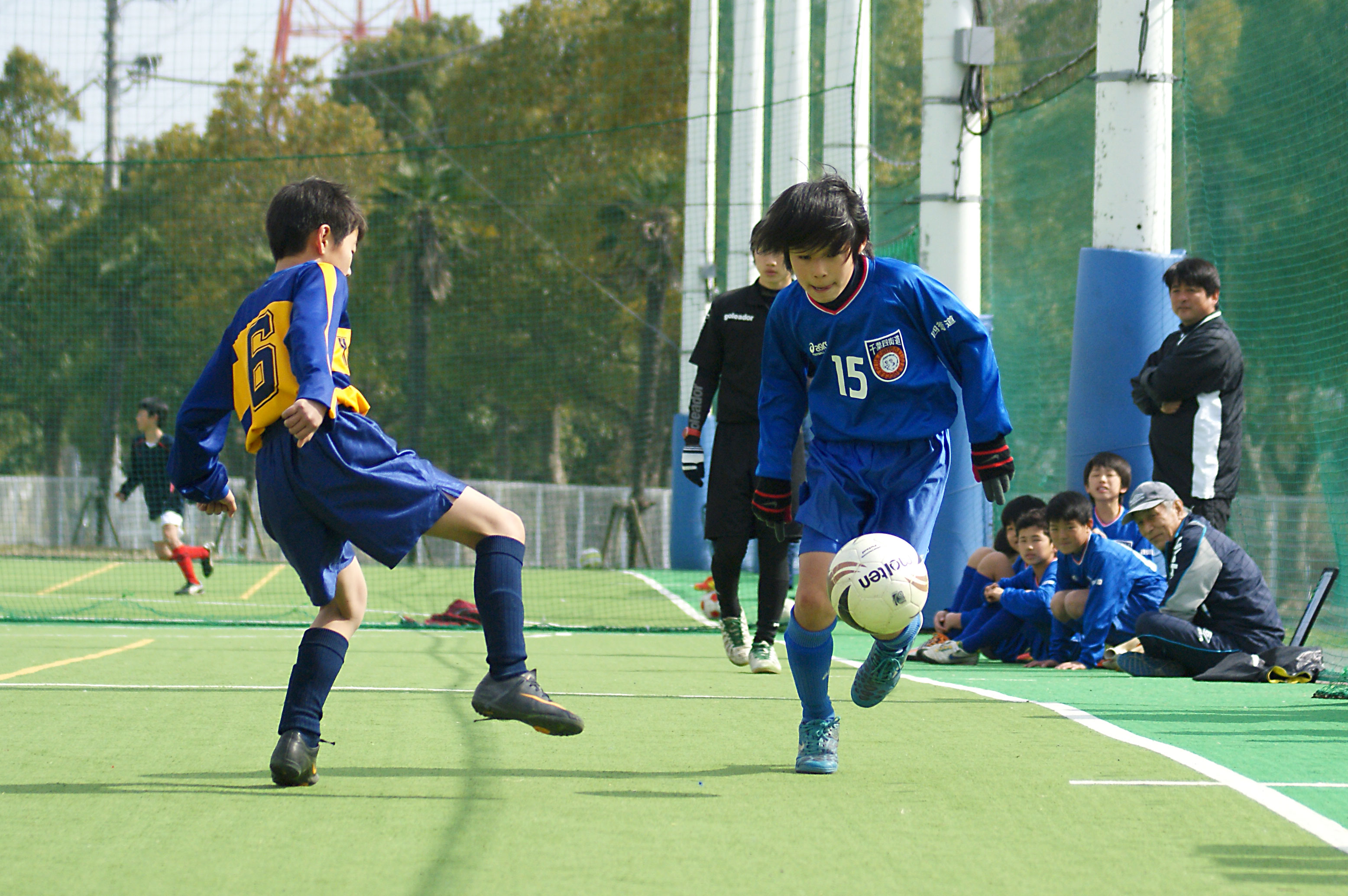 シュートを決めるアイディア増える フットサルを学ぶ利点 サカイク