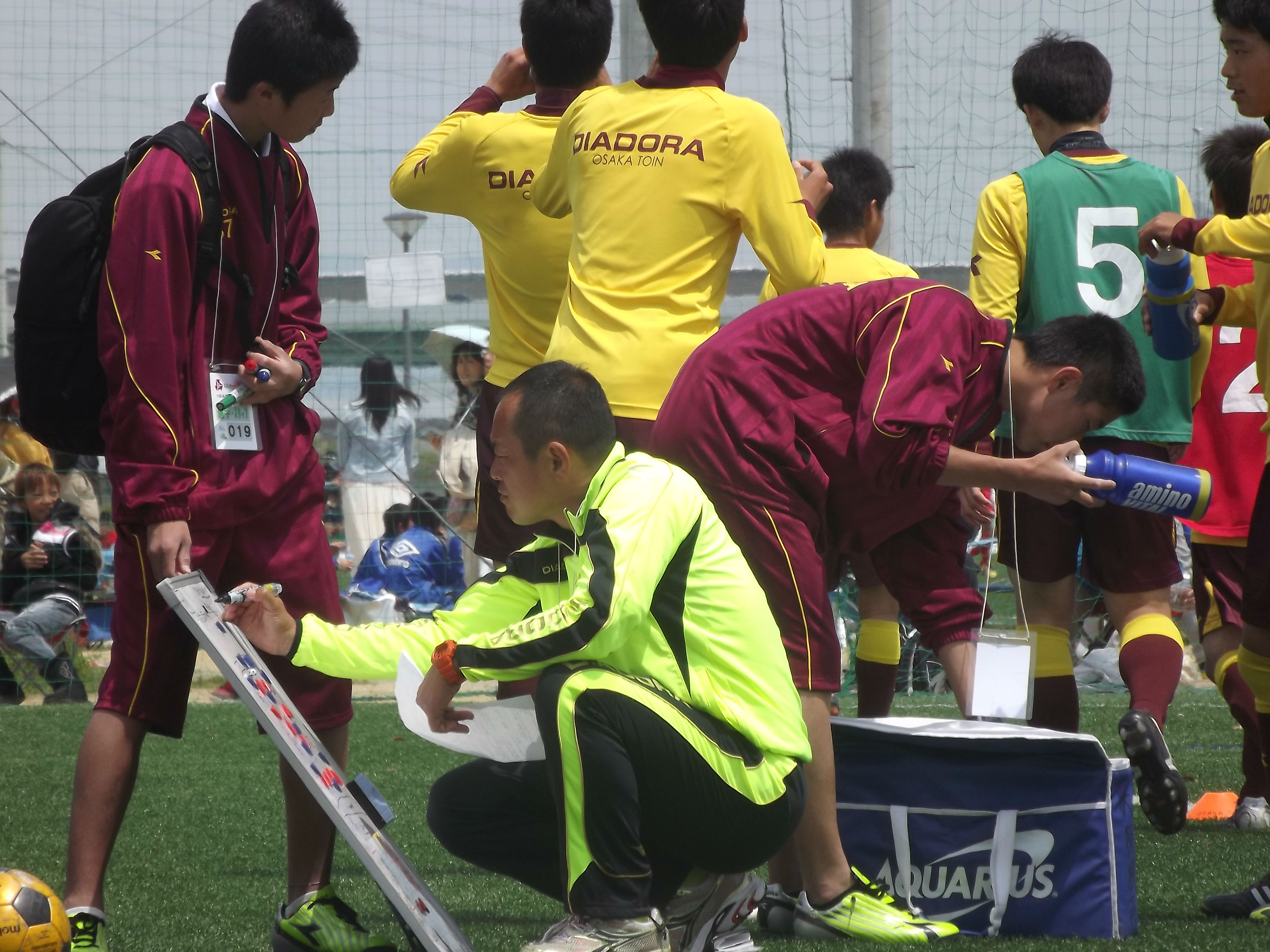 選手の頭から柔軟性を奪う サッカー用語が生む弊害とは サカイク