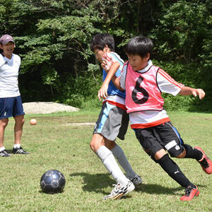 そのプレーすごいね ちょっとコーチに教えてよ くらいがちょうどいい サッカーコーチの正しいスタンスとは サカイク